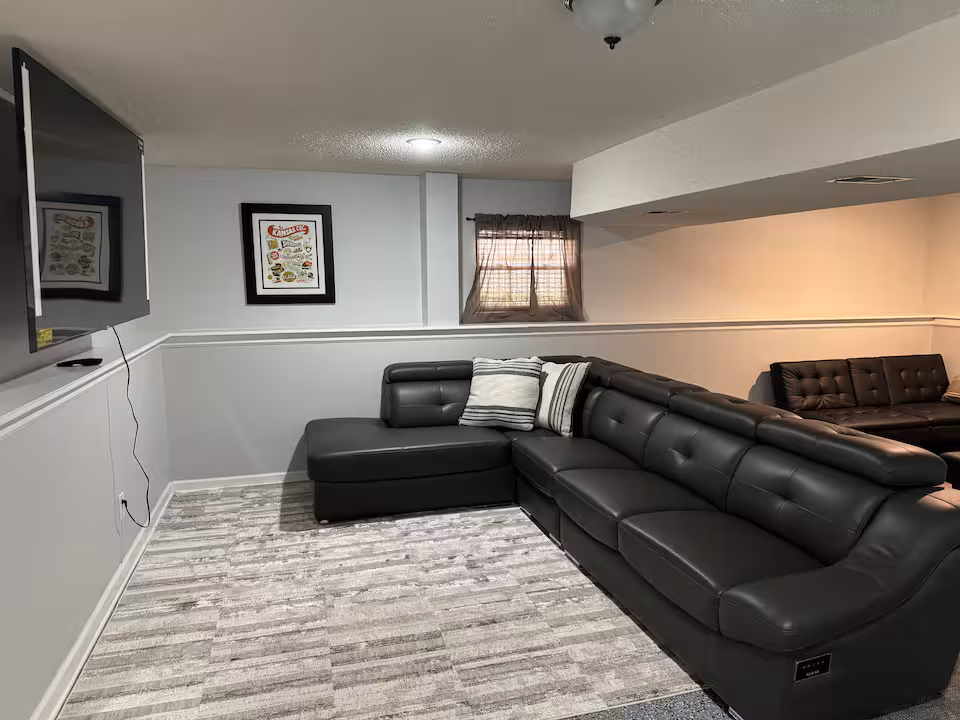Game Day Basement Hangout 4