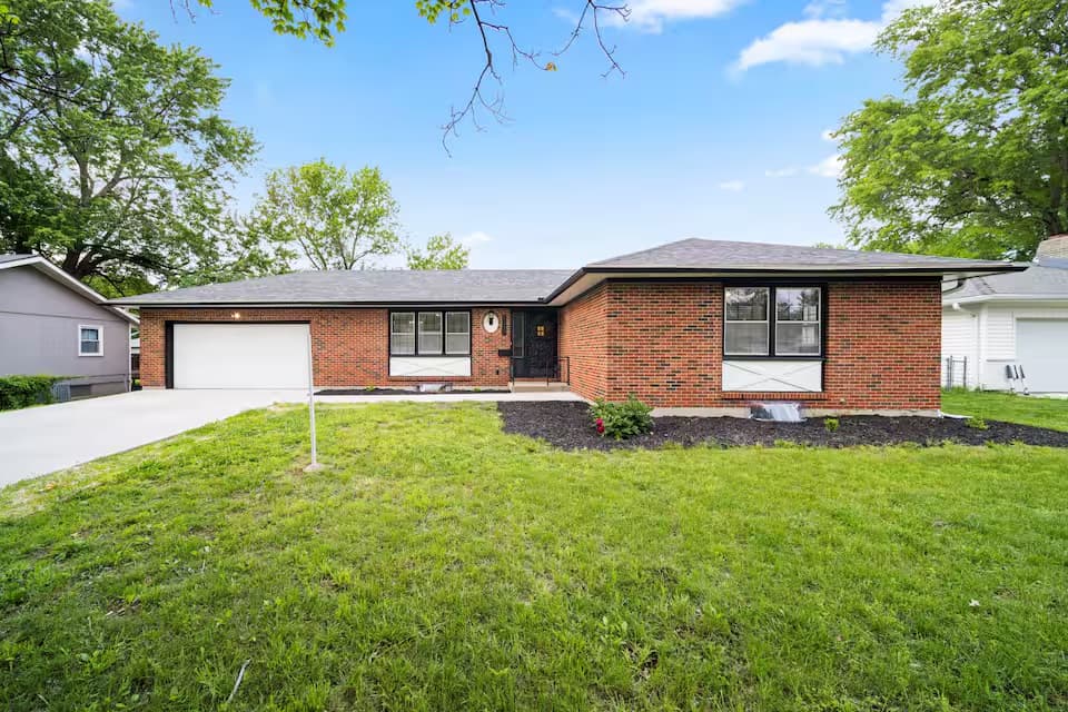 Renovated Ranch Retreat 2